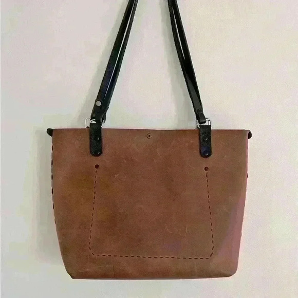 Fidflebug Leather Goods English Tan Leather Tote Hummingbird - Picture 6 of 7